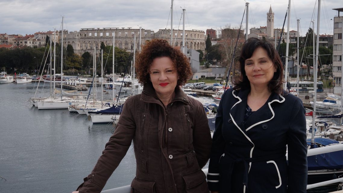 Pula: More